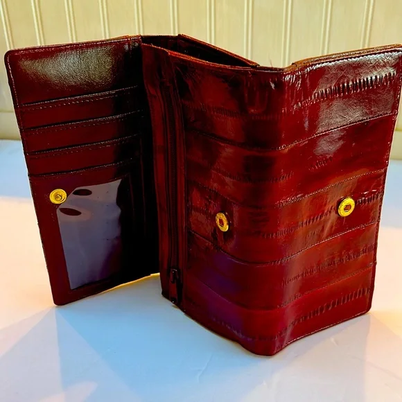 Vintage Lee Sands bi-fold Eel Skin Wallet - Picture 6 of 10